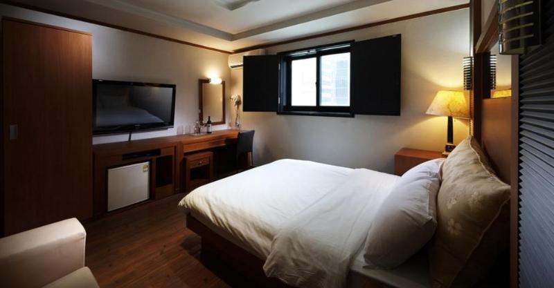 Hotel Noblesse, Yeoksam Сеул Екстер'єр фото