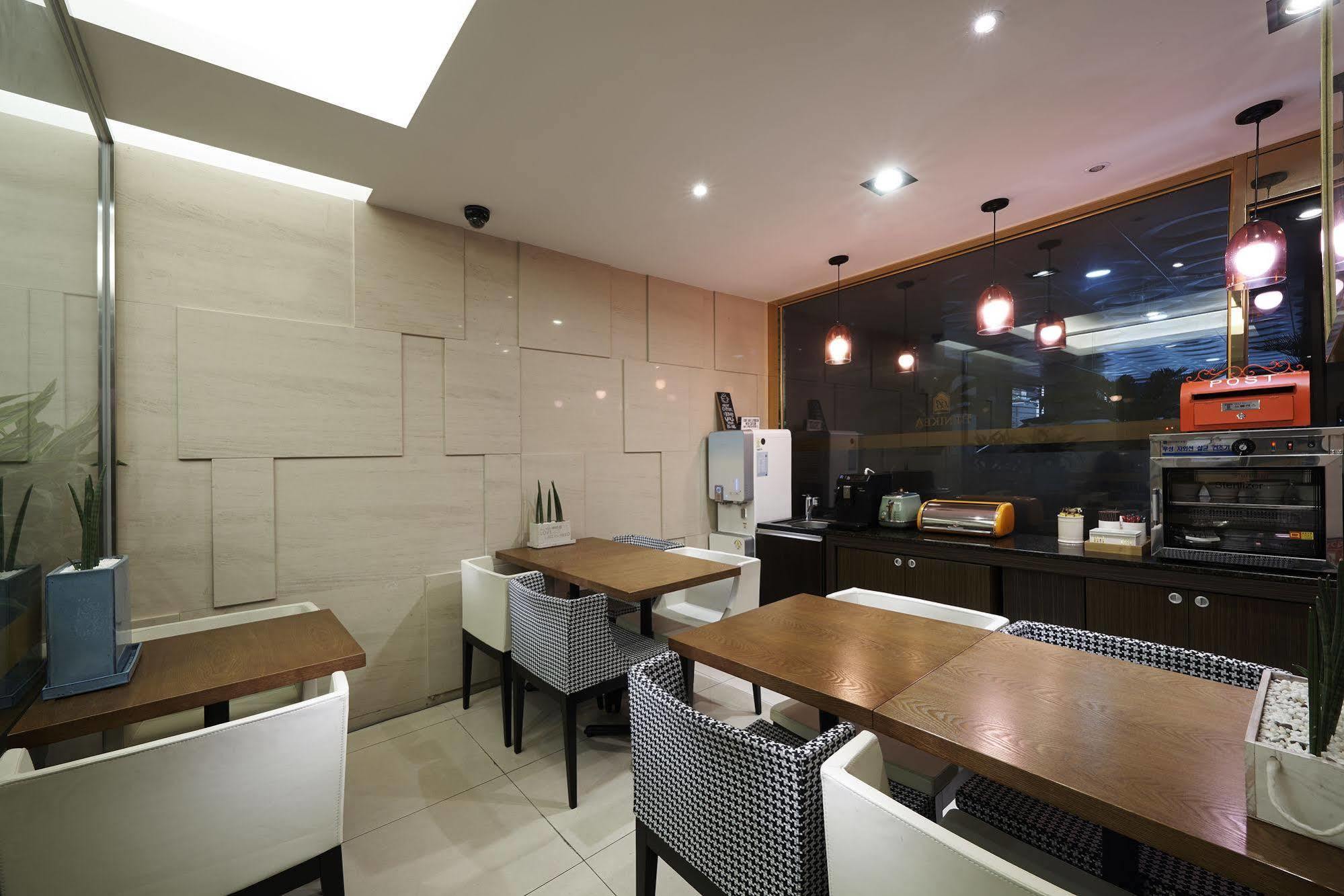 Hotel Noblesse, Yeoksam Сеул Екстер'єр фото