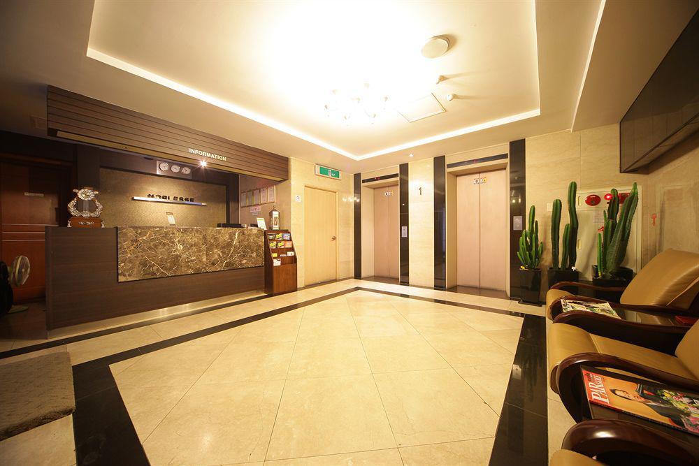 Hotel Noblesse, Yeoksam Сеул Екстер'єр фото